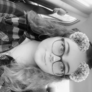 Meet your Posher, Lizzy